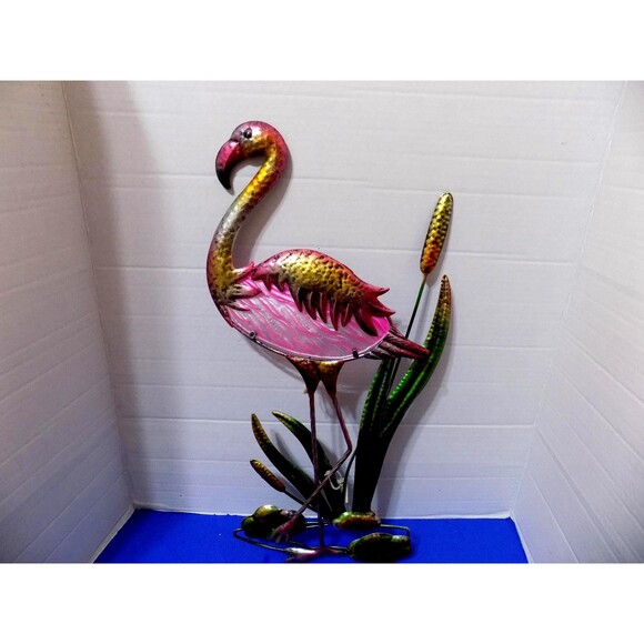 NEW Fancy Flamingo Wall Hanging Art Metal Glass Coastal Tropical Florida Decor - Picture 1 of 6